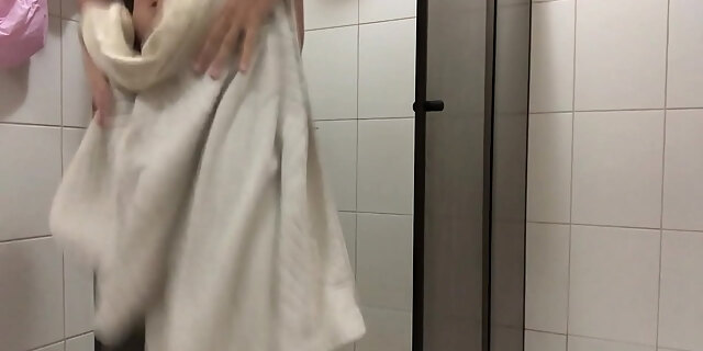 bathroom,feet,perfect,shower,teen