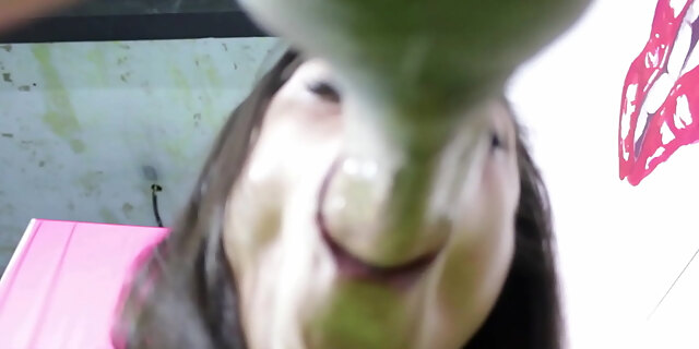 blowjob,cum,cumshot,latina,petite,small tits,teen